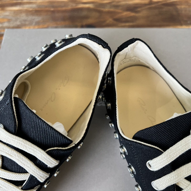 RICK 0WENS SNEAKERS