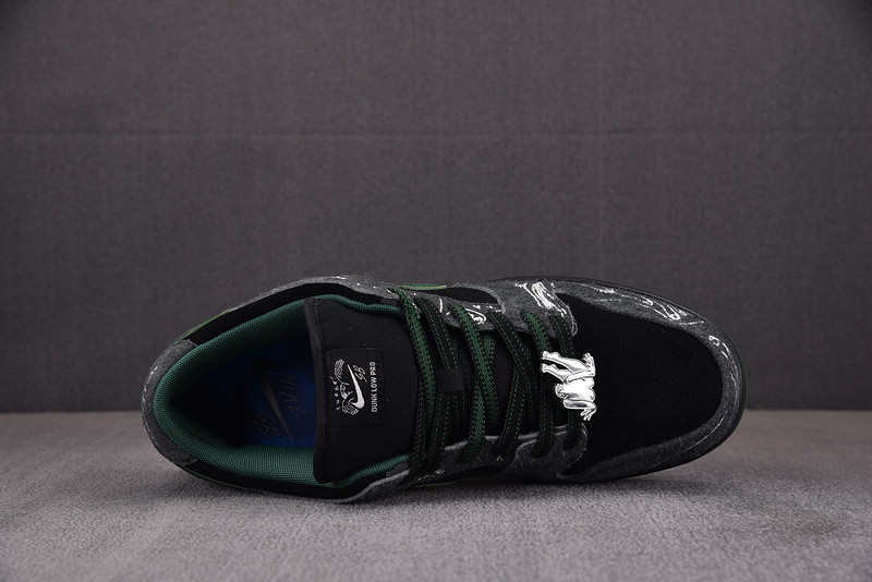 There Skateboards x Nike SB Dunk Low HF7743-001