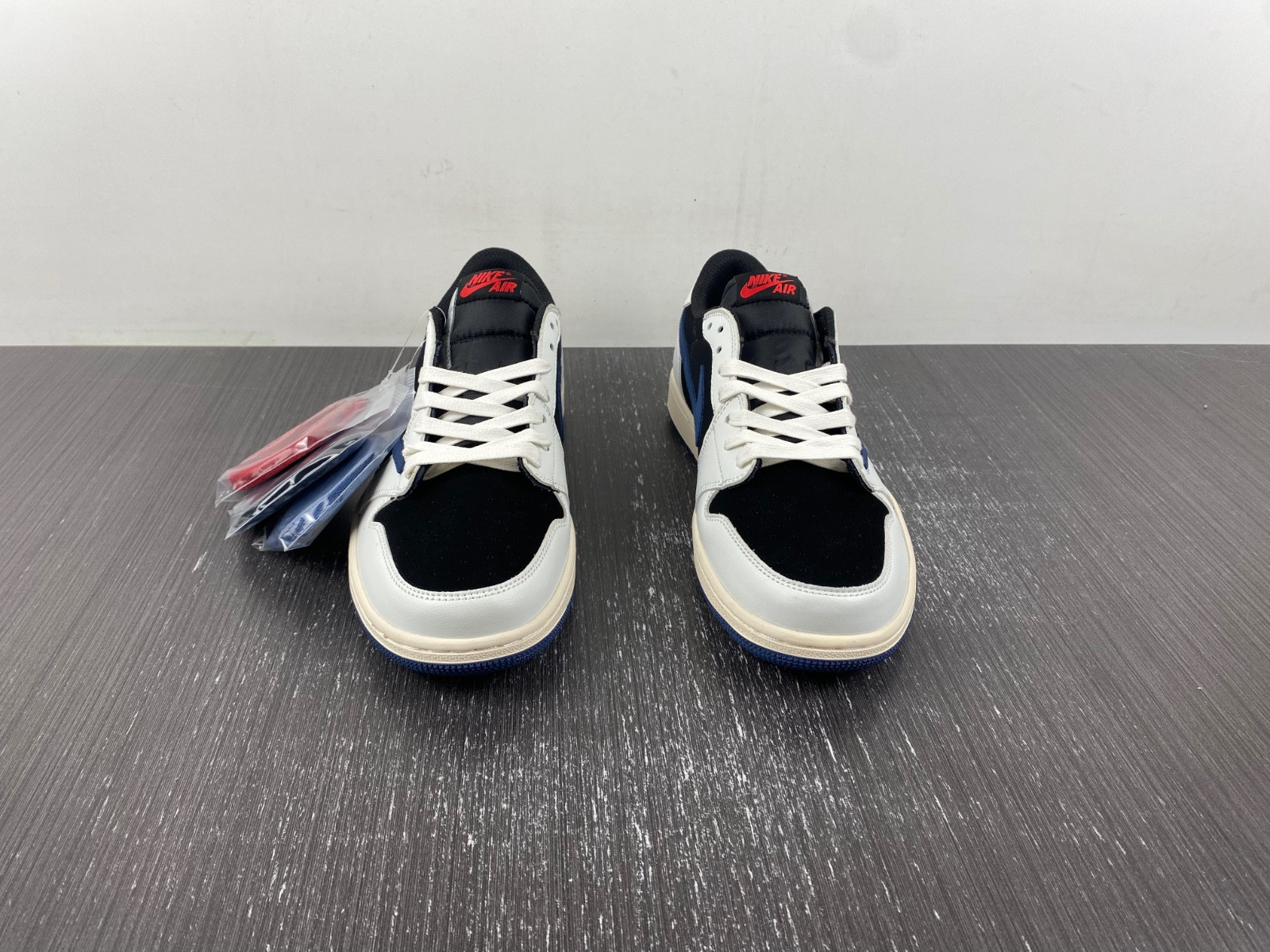 Travis Scott x Fragment Design DM7866-713