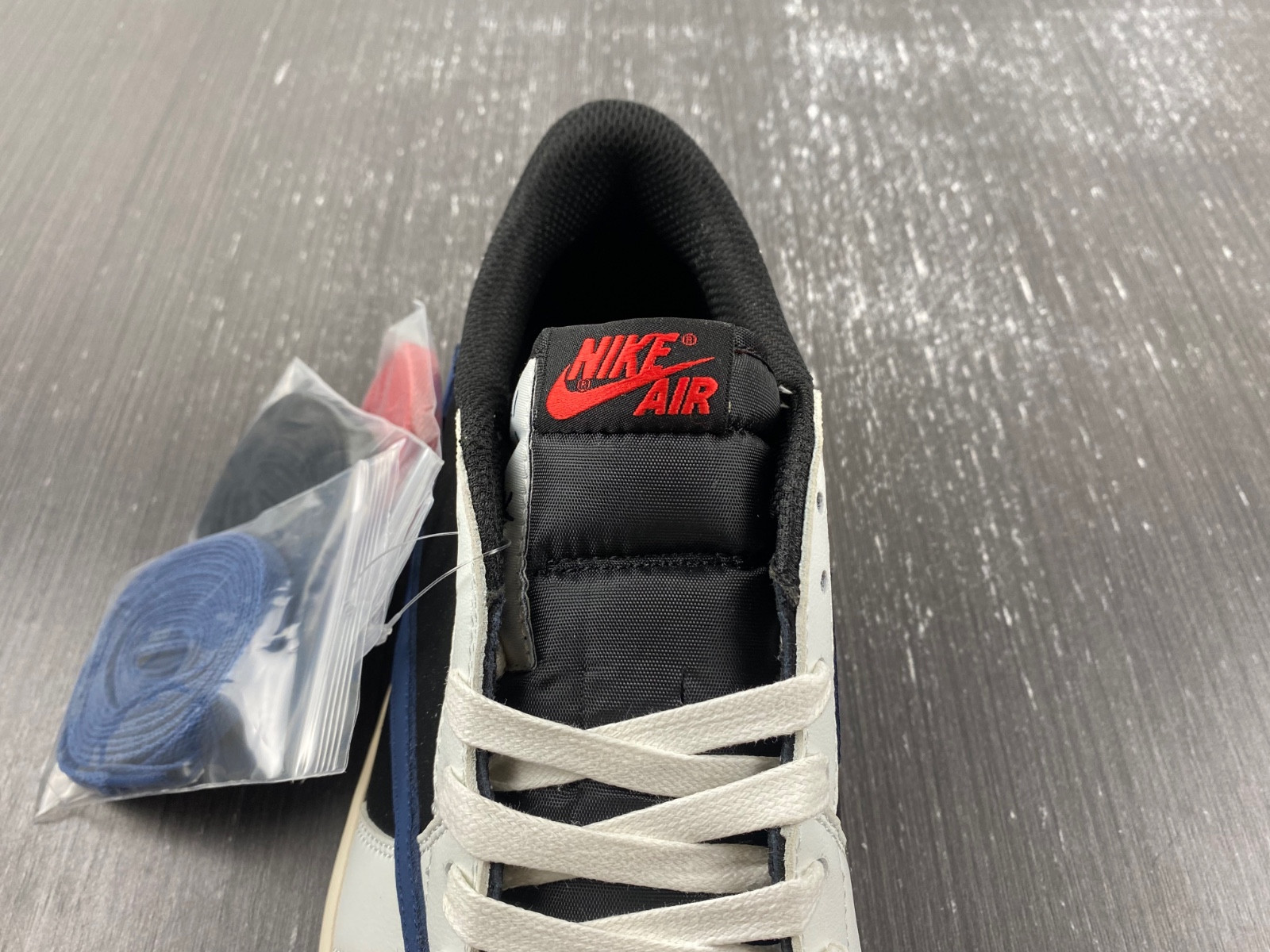 Travis Scott x Fragment Design DM7866-713