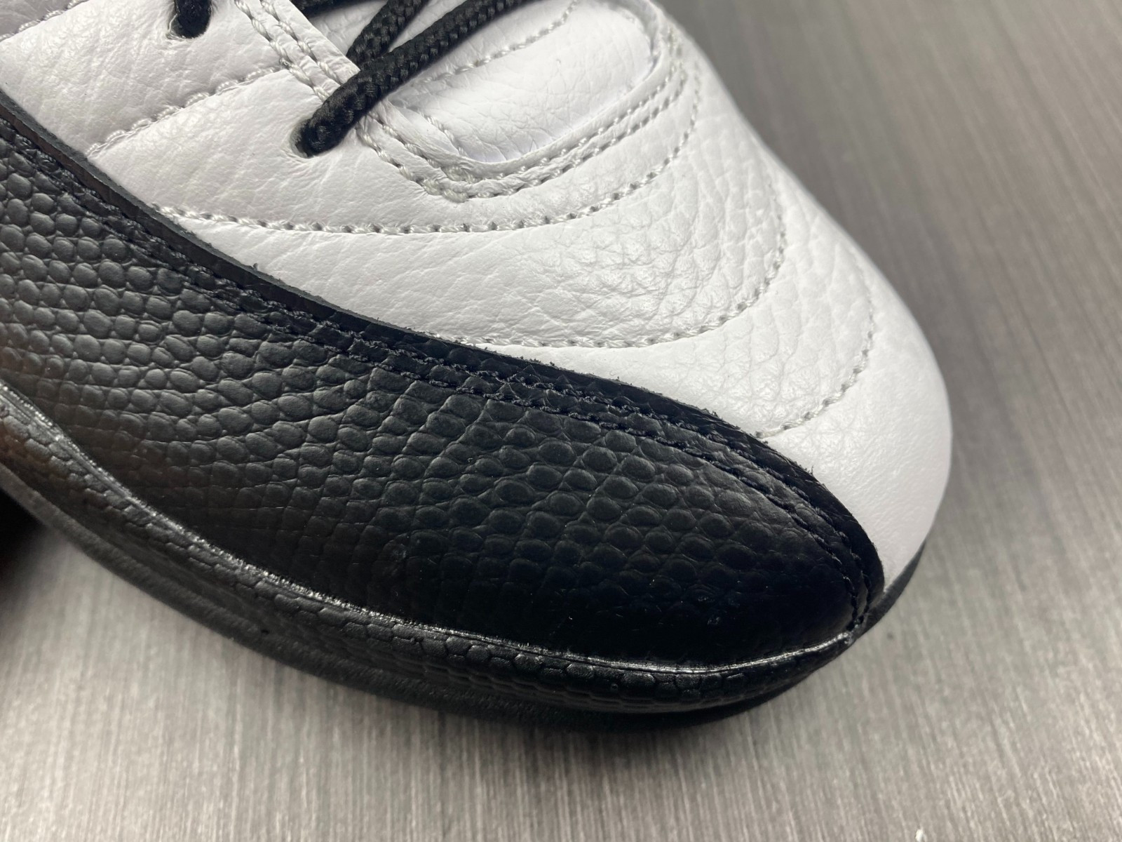 AIR JORDAN 12 “ROYALTY” CT8013-170