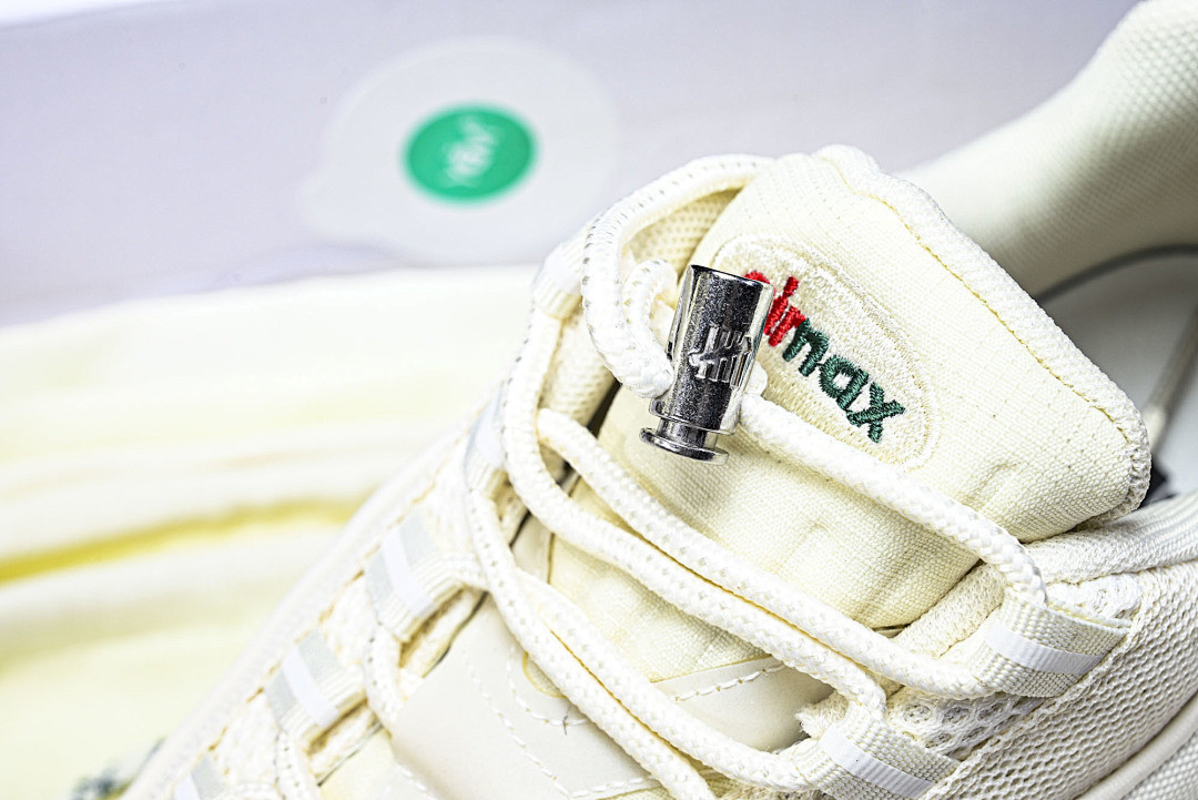 UNDEFEATED Nike Air Max 95 "Sail" IB4453-100