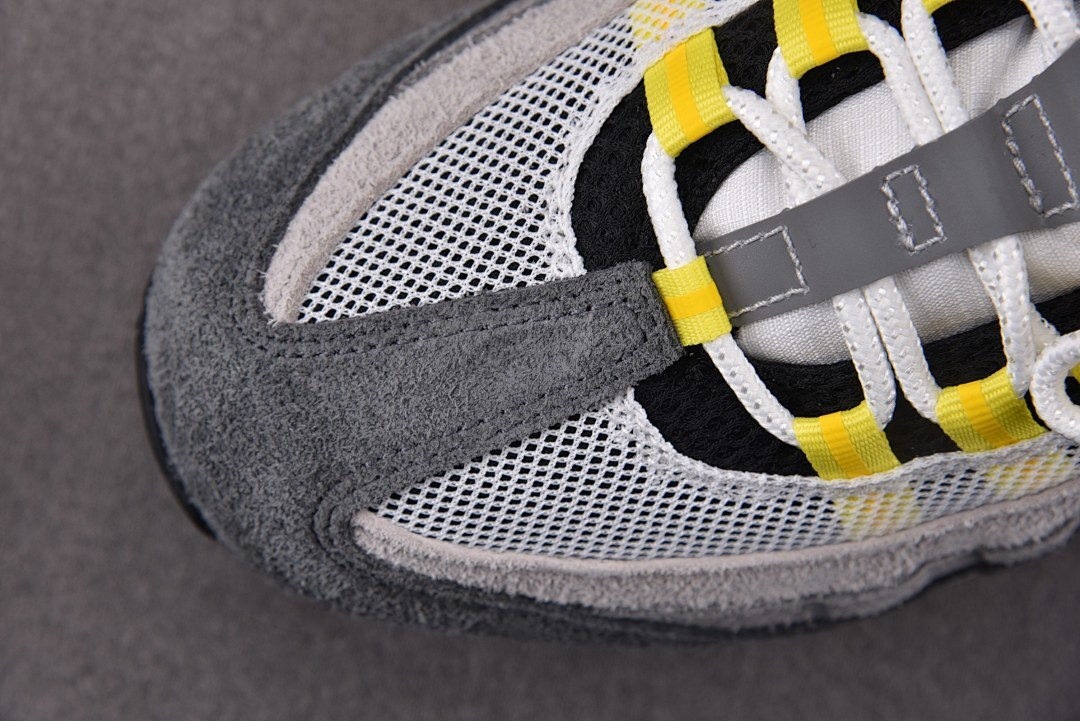 Nike Undefeated x Air Max 95 Yellow - IB4523-002