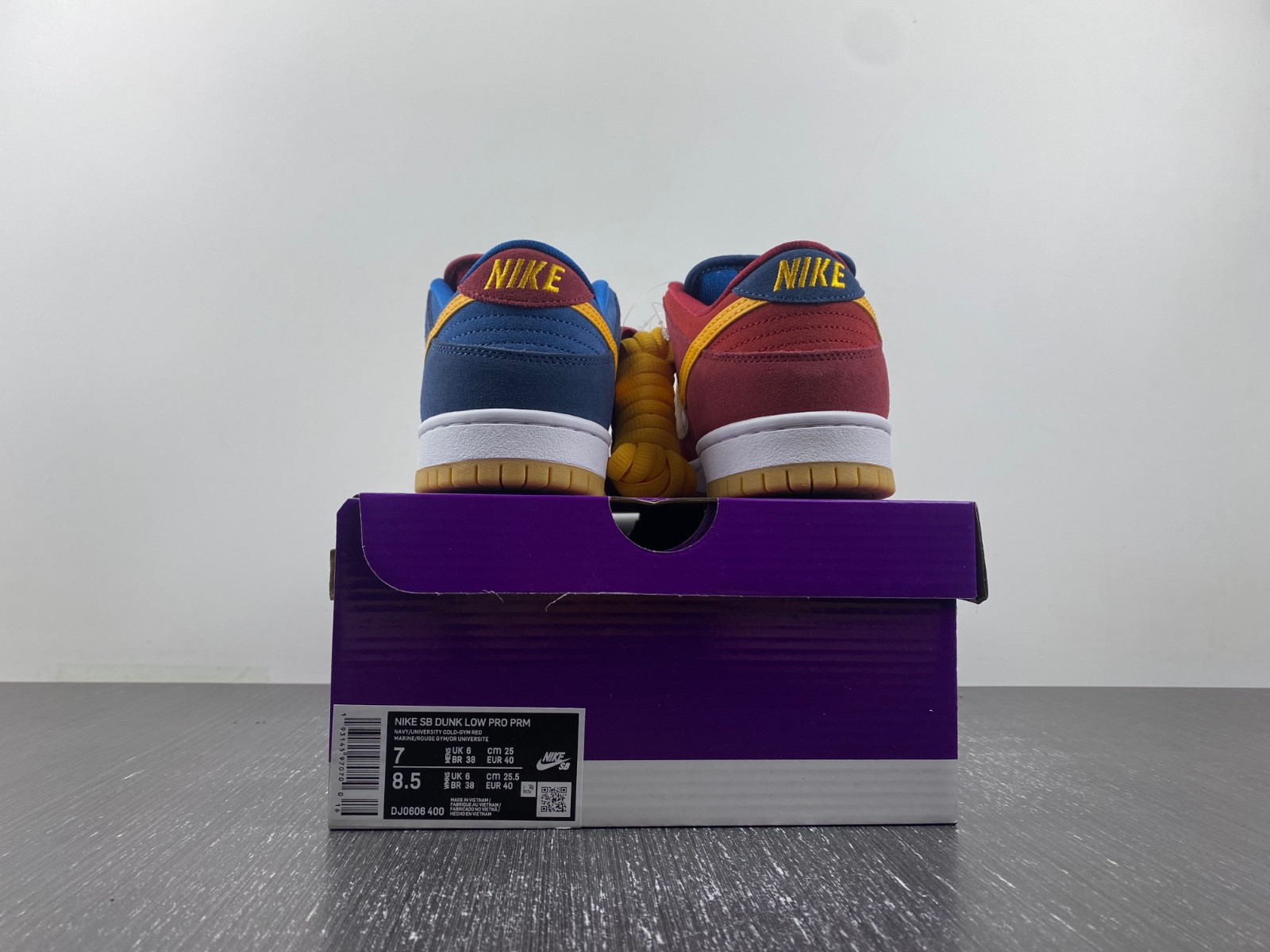 Dunk Low SB 
