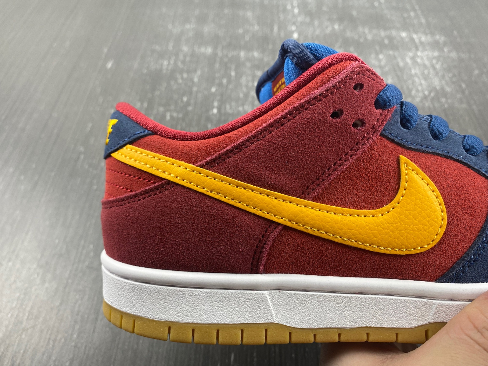 Dunk Low SB 