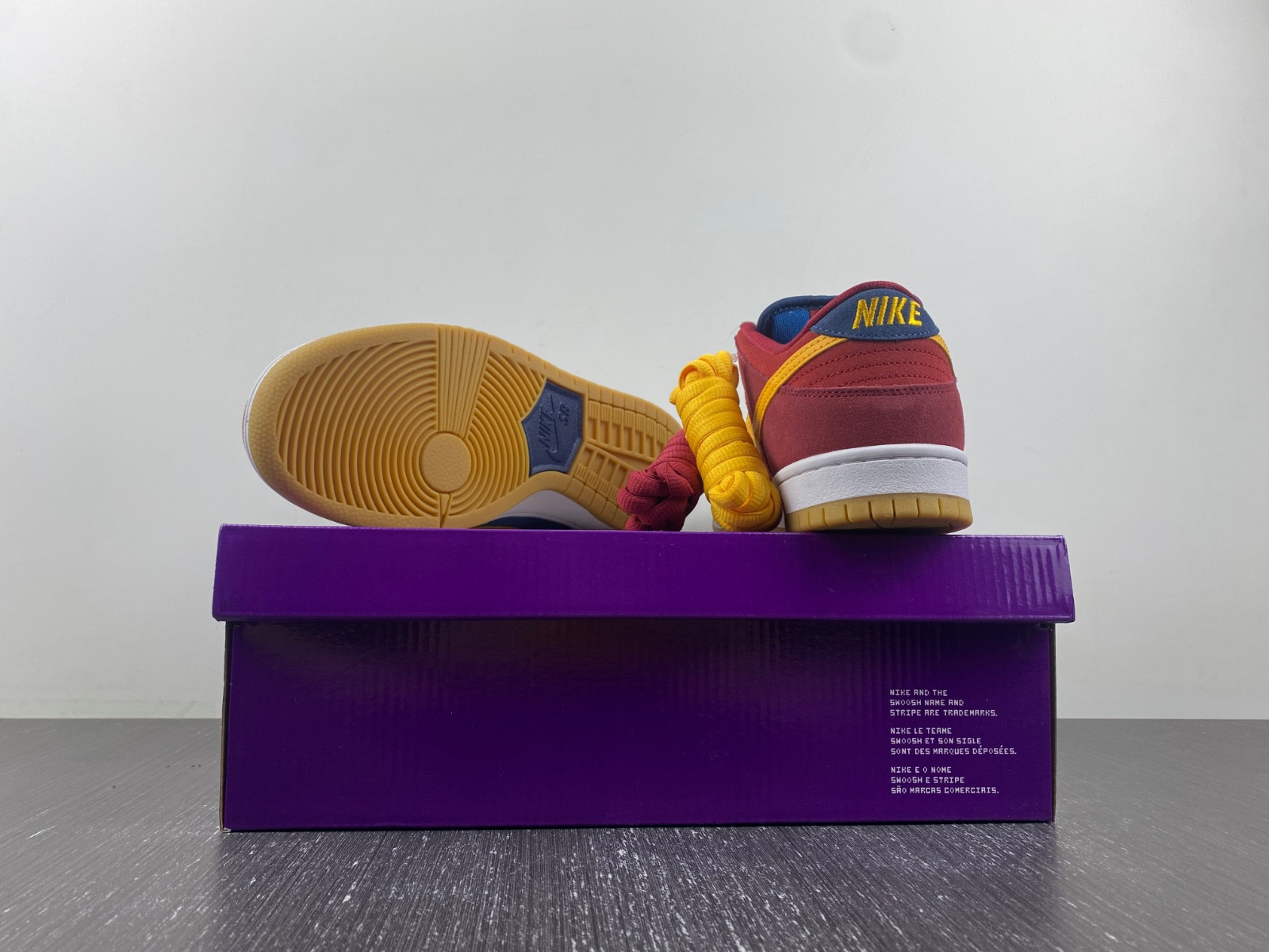 Dunk Low SB 