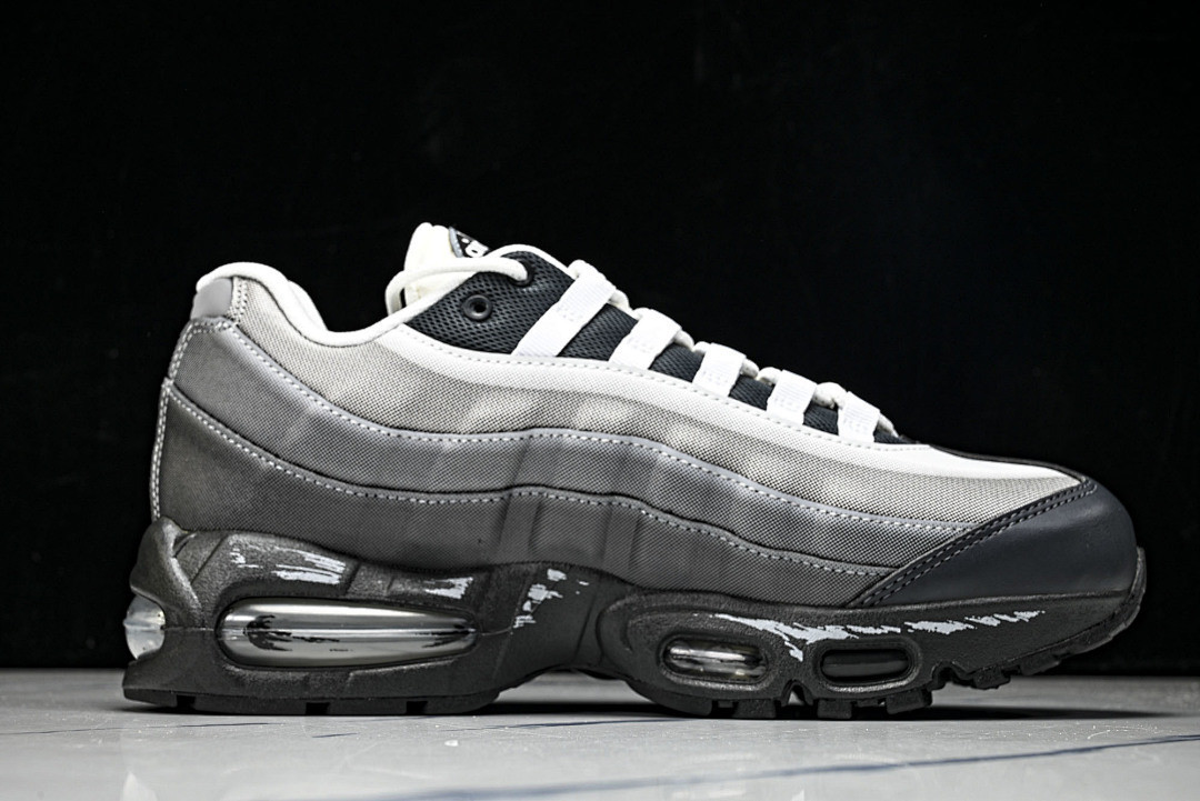 Yu Gi Oh Nike Air Max 95 "Jonouchi" II7404-100