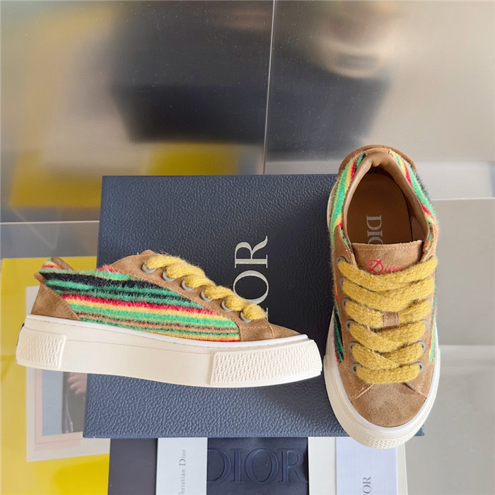 DR B33 SNEAKER