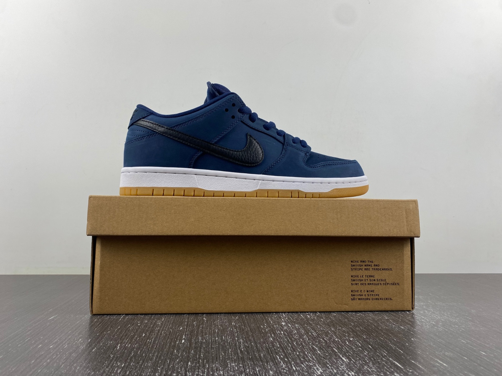 Nike SB Dunk Low Pro ISO