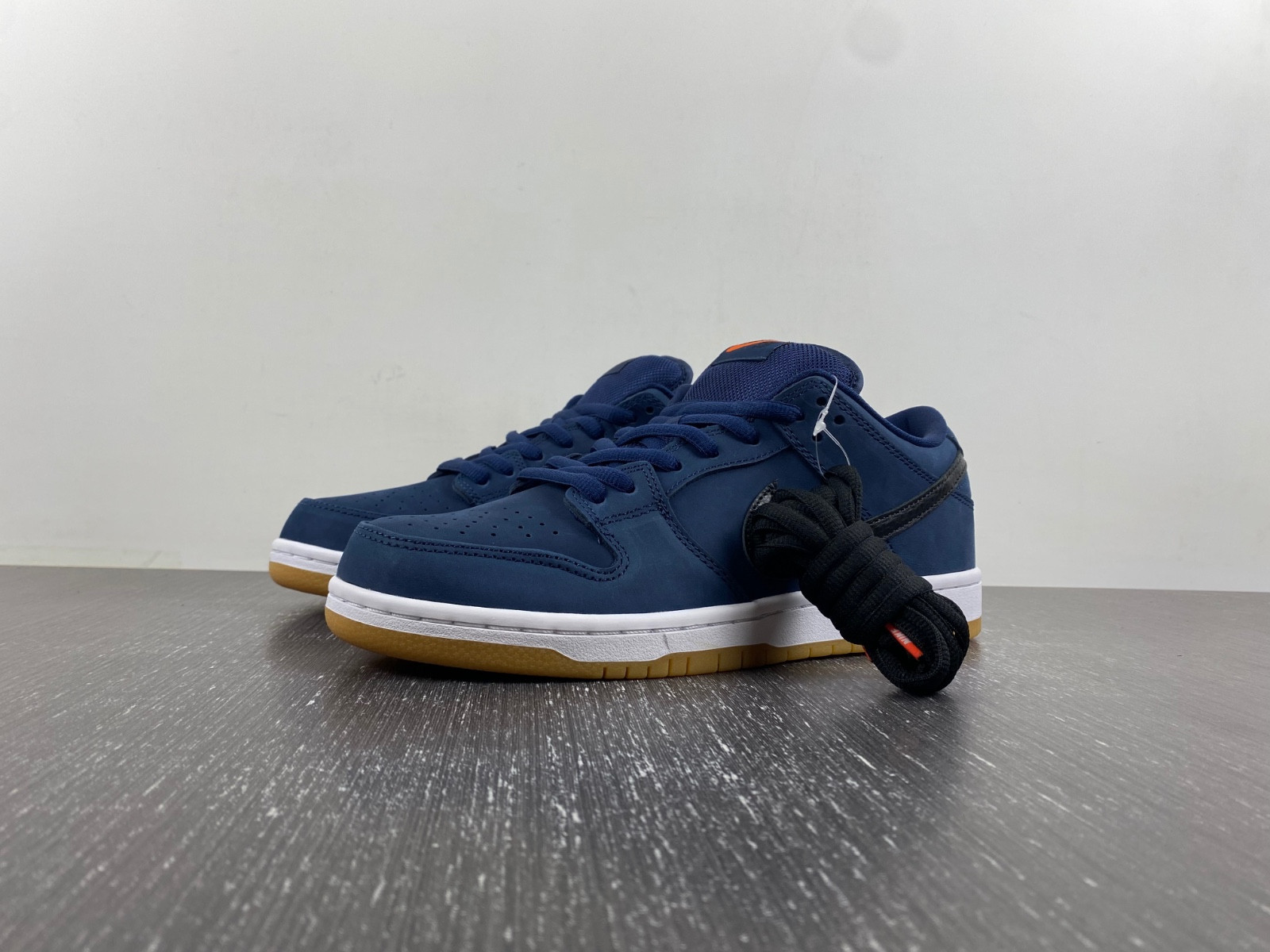 Nike SB Dunk Low Pro ISO