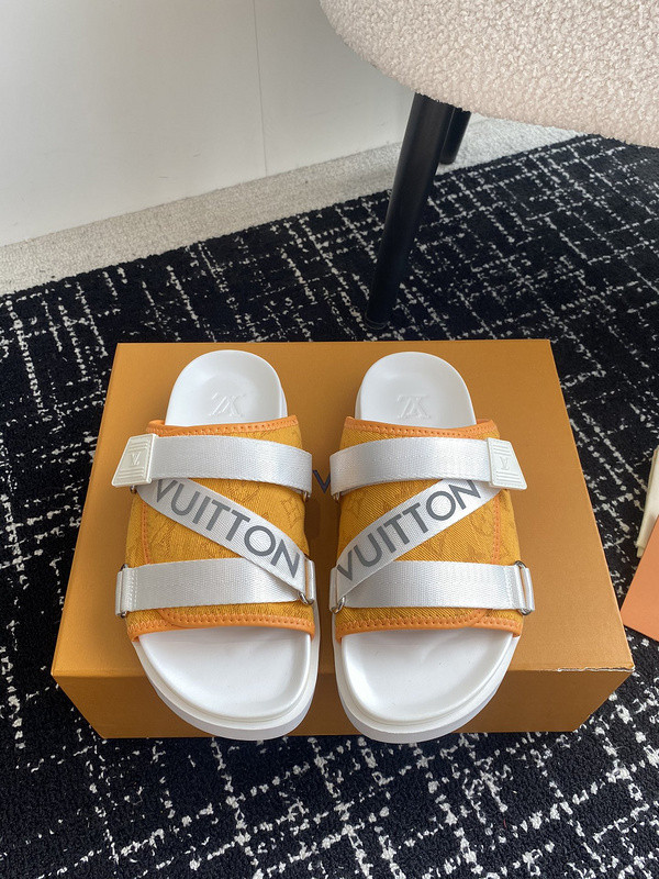 LOU1_TON SLIPPERS