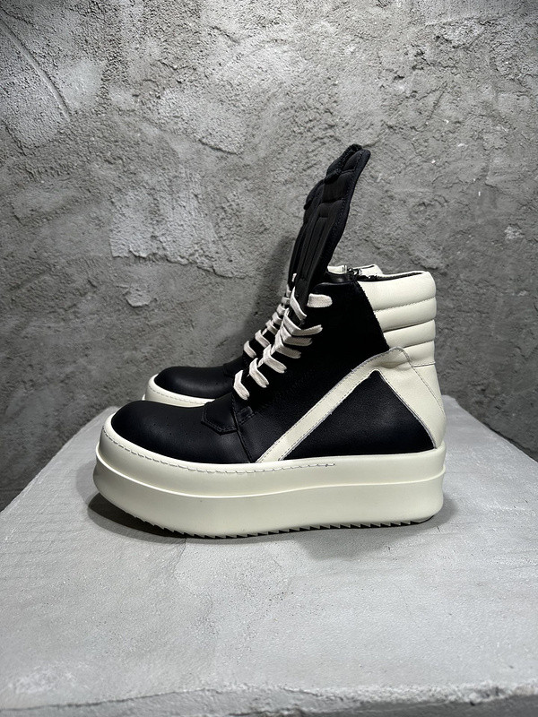 RICK 0WENS SNEAKERS