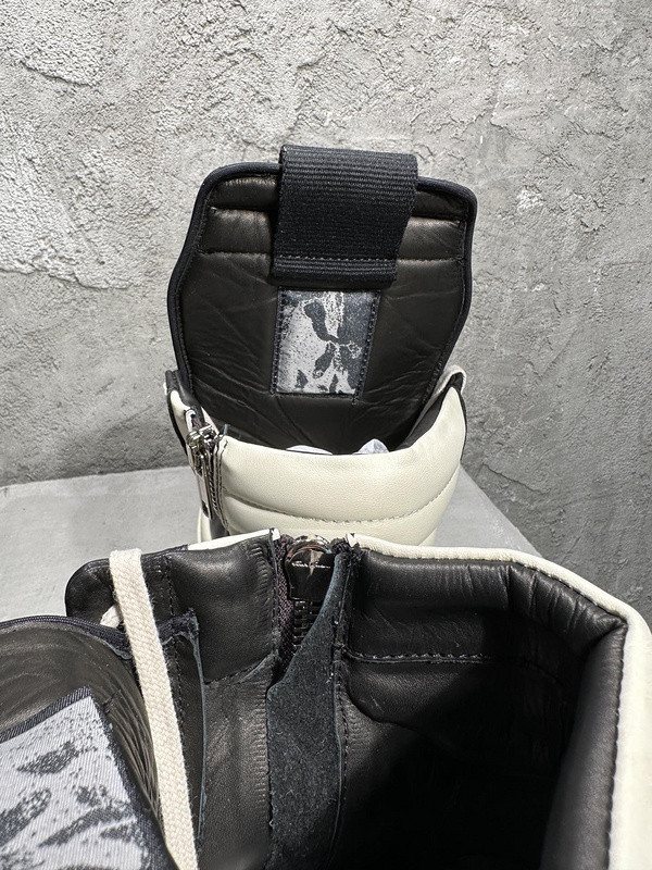 RICK 0WENS SNEAKERS