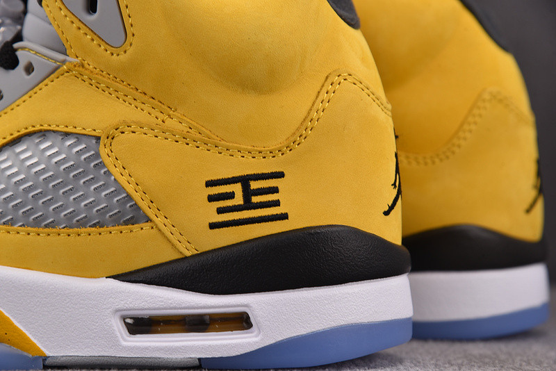 Air Jordan 5 Tokyo23 IO3372-700