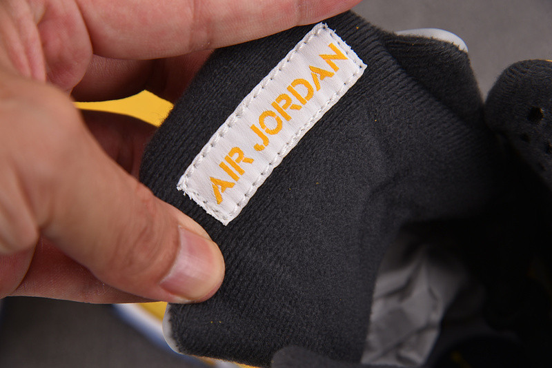 Air Jordan 5 Tokyo23 IO3372-700