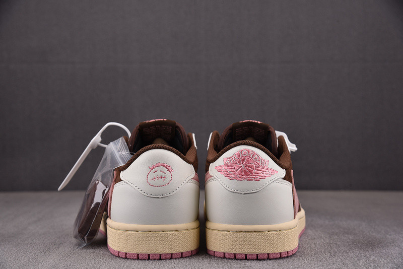 Travis Scott x Air Jordan 1 Low OG "Dark Pony" DZ4137-206
