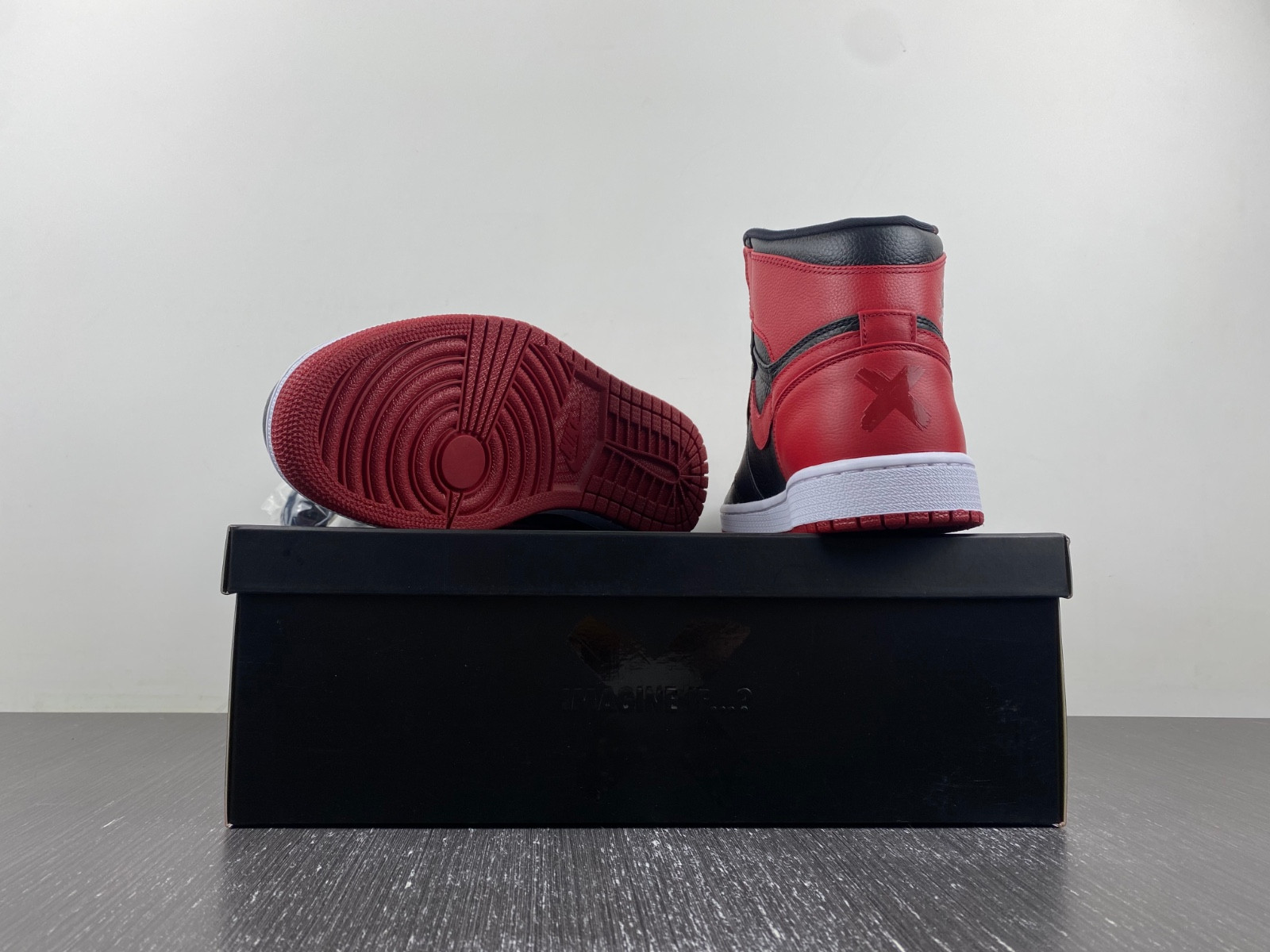 Air Jordan 1 Retro High 
