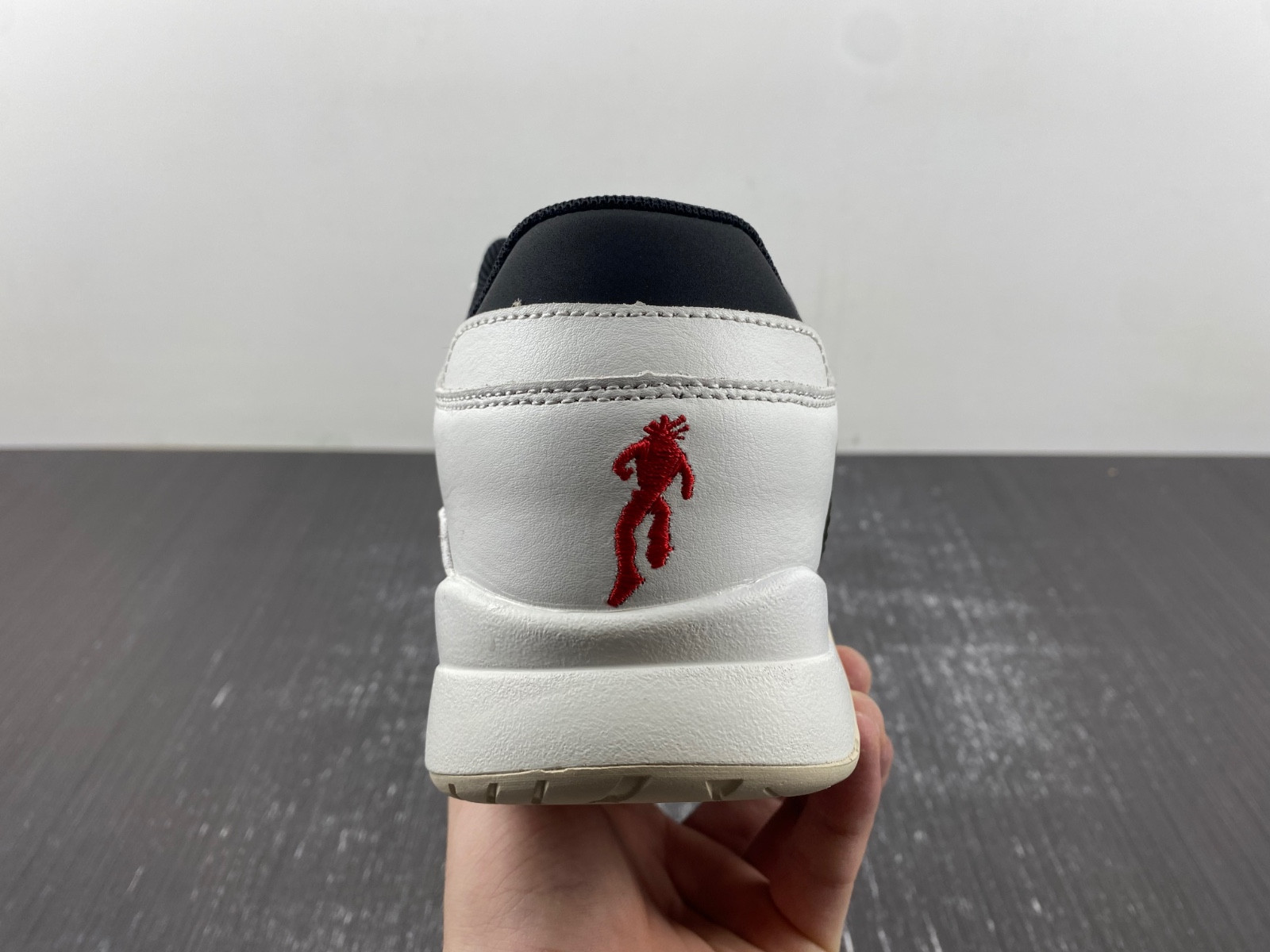 Jordan Jumpman Jack TR Travis Scott FZ8117-100