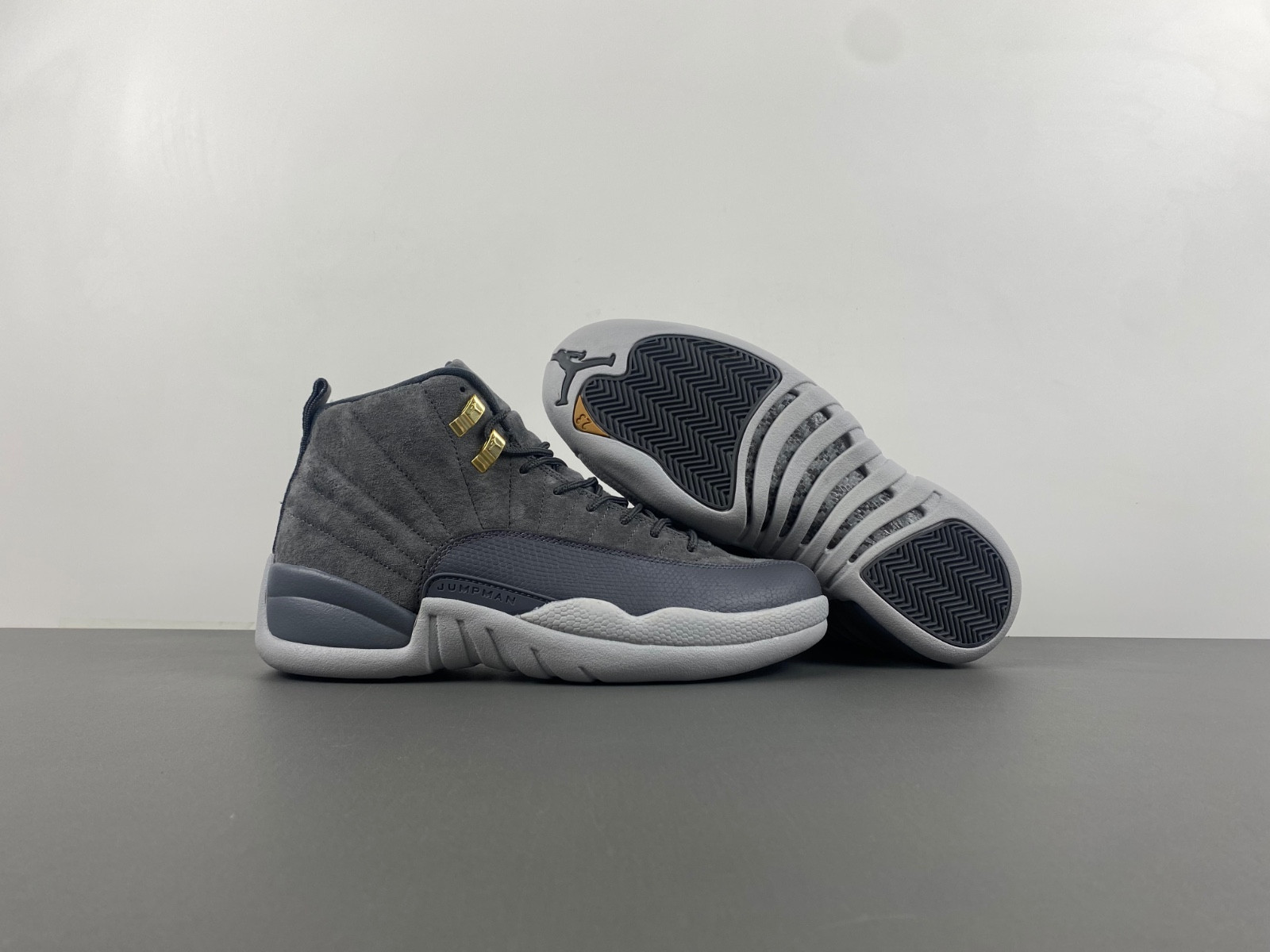 Air Jordan 12 Retro