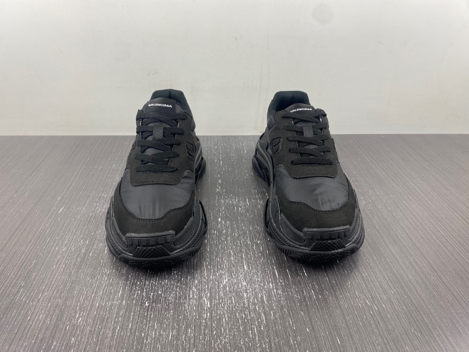 Ba*len*cia*ga triple s 710157 w3cu1 1000