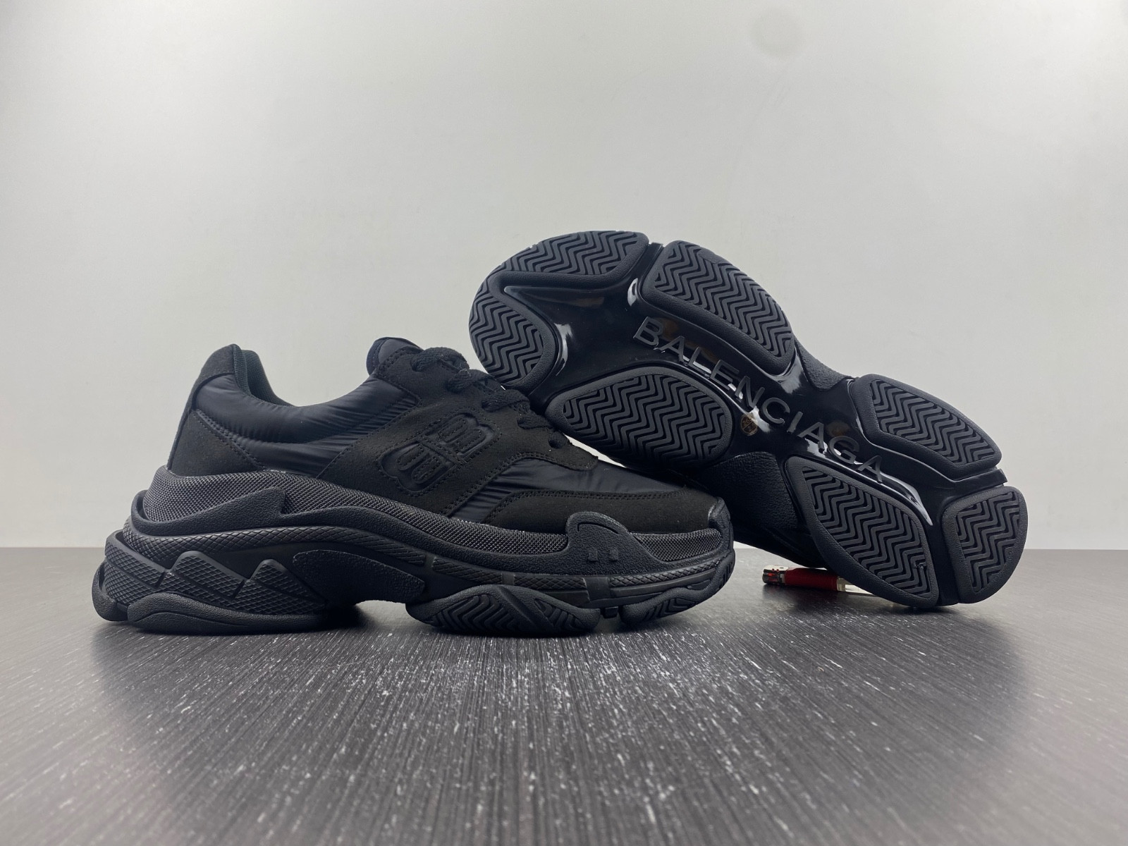 Ba*len*cia*ga triple s 710157 w3cu1 1000