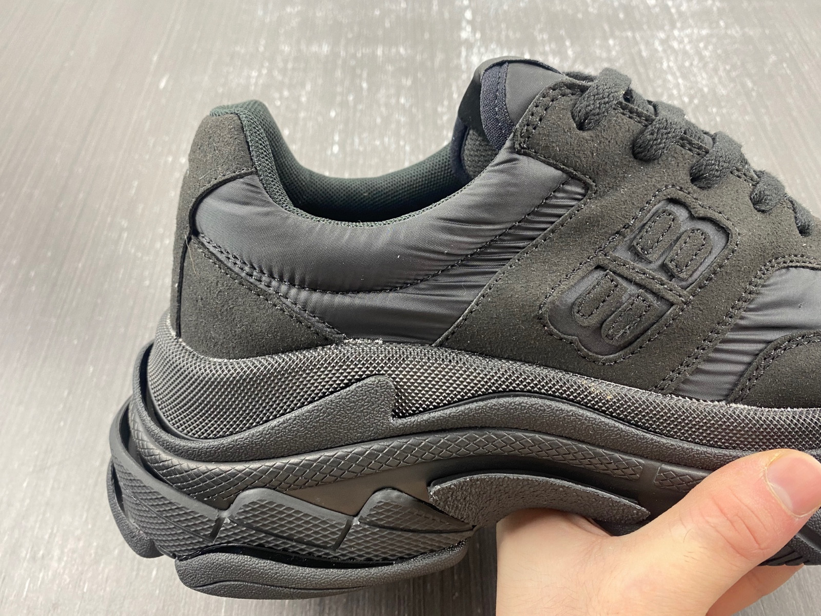 Ba*len*cia*ga triple s 710157 w3cu1 1000