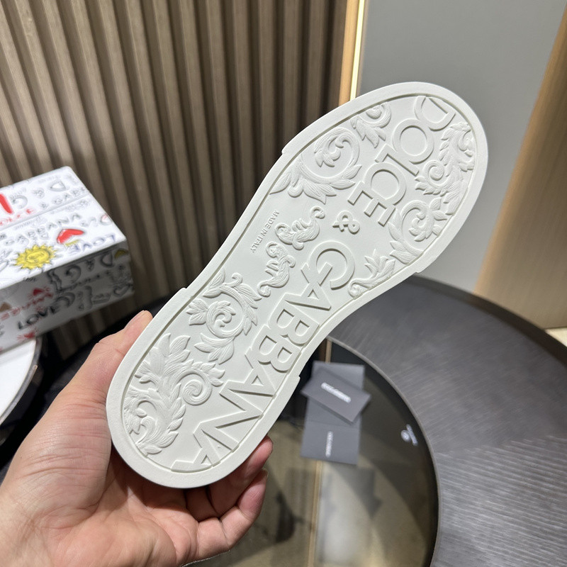 DG SNEAKER