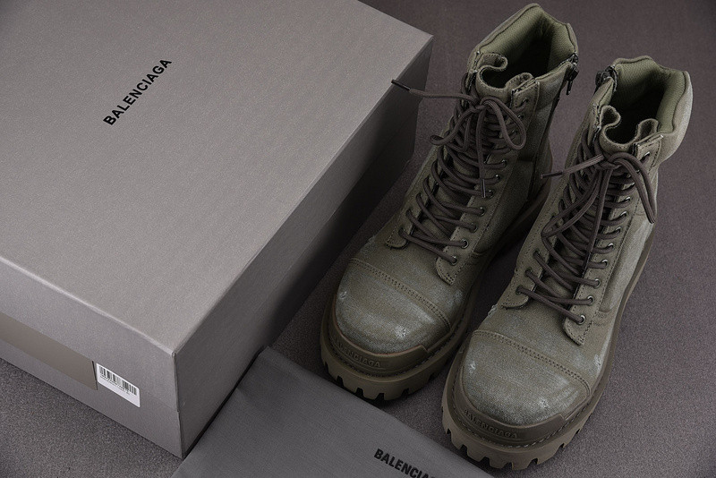 Ba*len*cia*ga strike combat boot