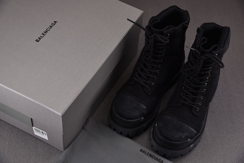Ba*len*cia*ga strike combat boot