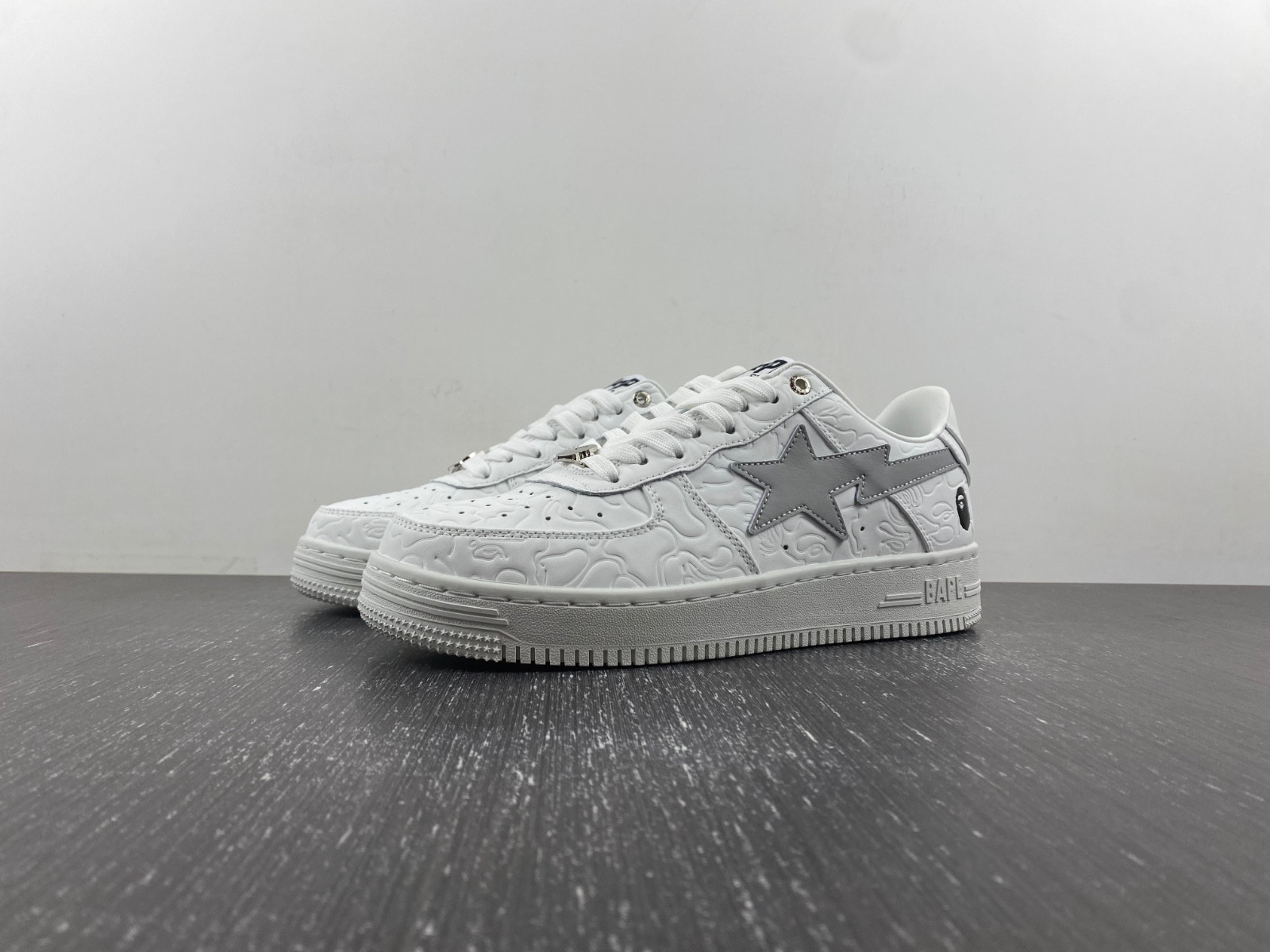 BAPE SNEAKERS