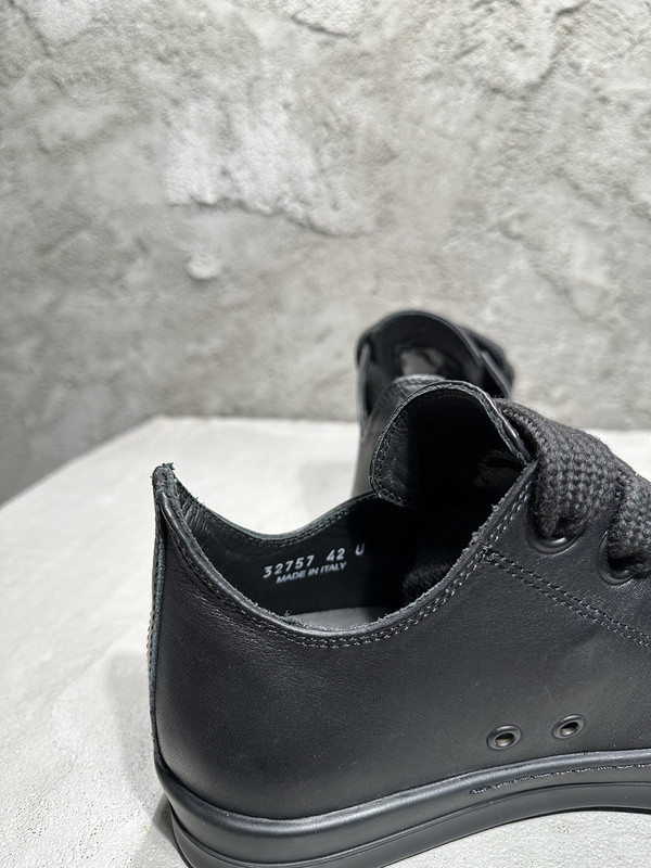RICK 0WENS SNEAKERS