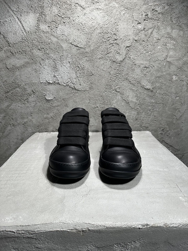 RICK 0WENS SNEAKERS