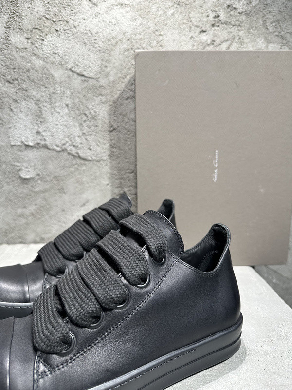 RICK 0WENS SNEAKERS