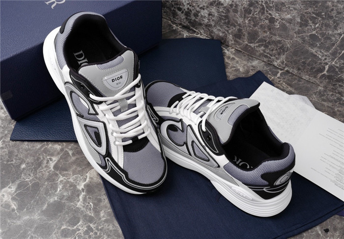 DR B30 SNEAKER