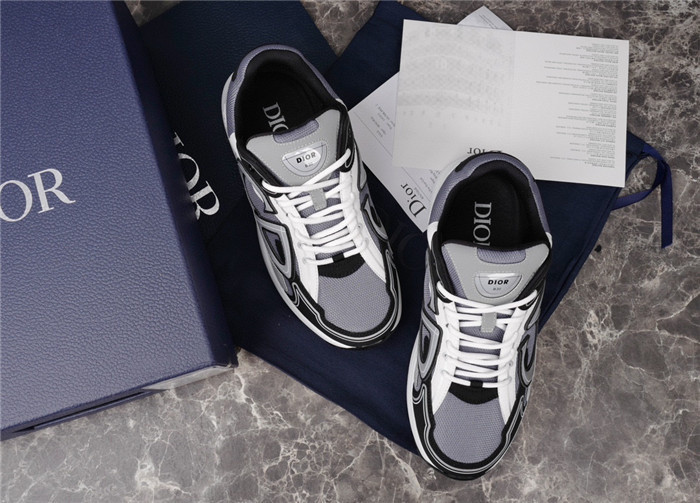 DR B30 SNEAKER