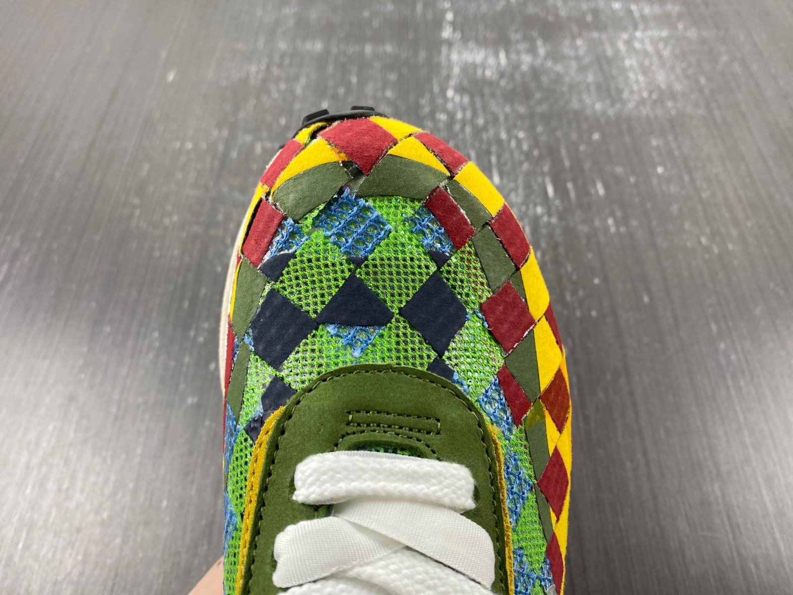 Nike LDVaporwaffle Mix / sacai Low “Green Gusto” DR5209-300