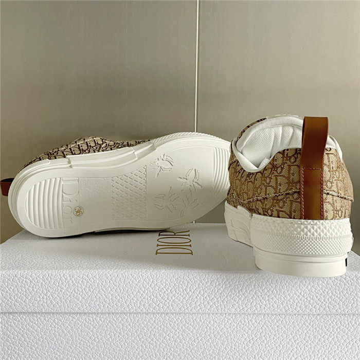 B23 SKATER SNEAKER