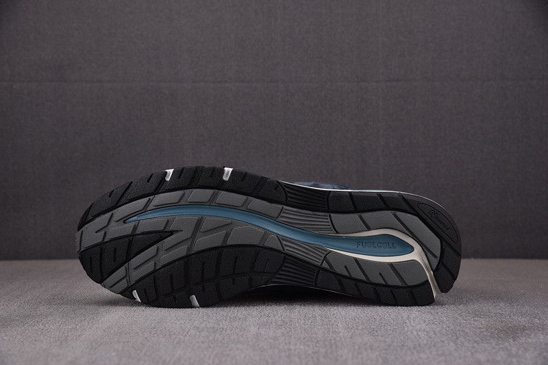 New Balance U991NV2