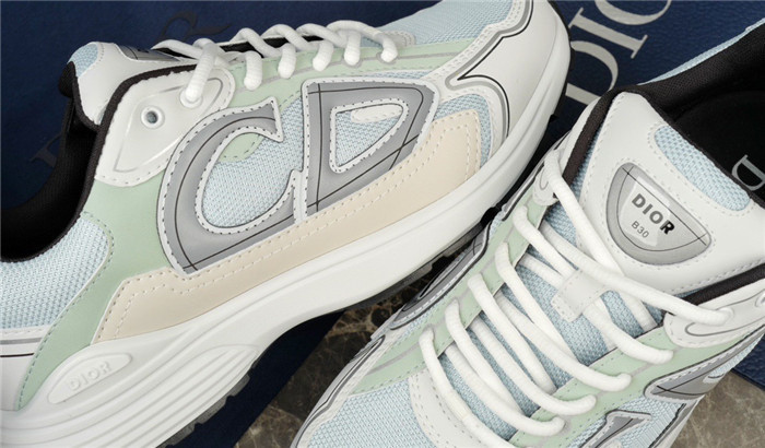 DR B30 SNEAKER