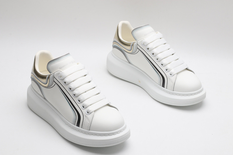 ALEXANDER MCQUEEN SNEAKER