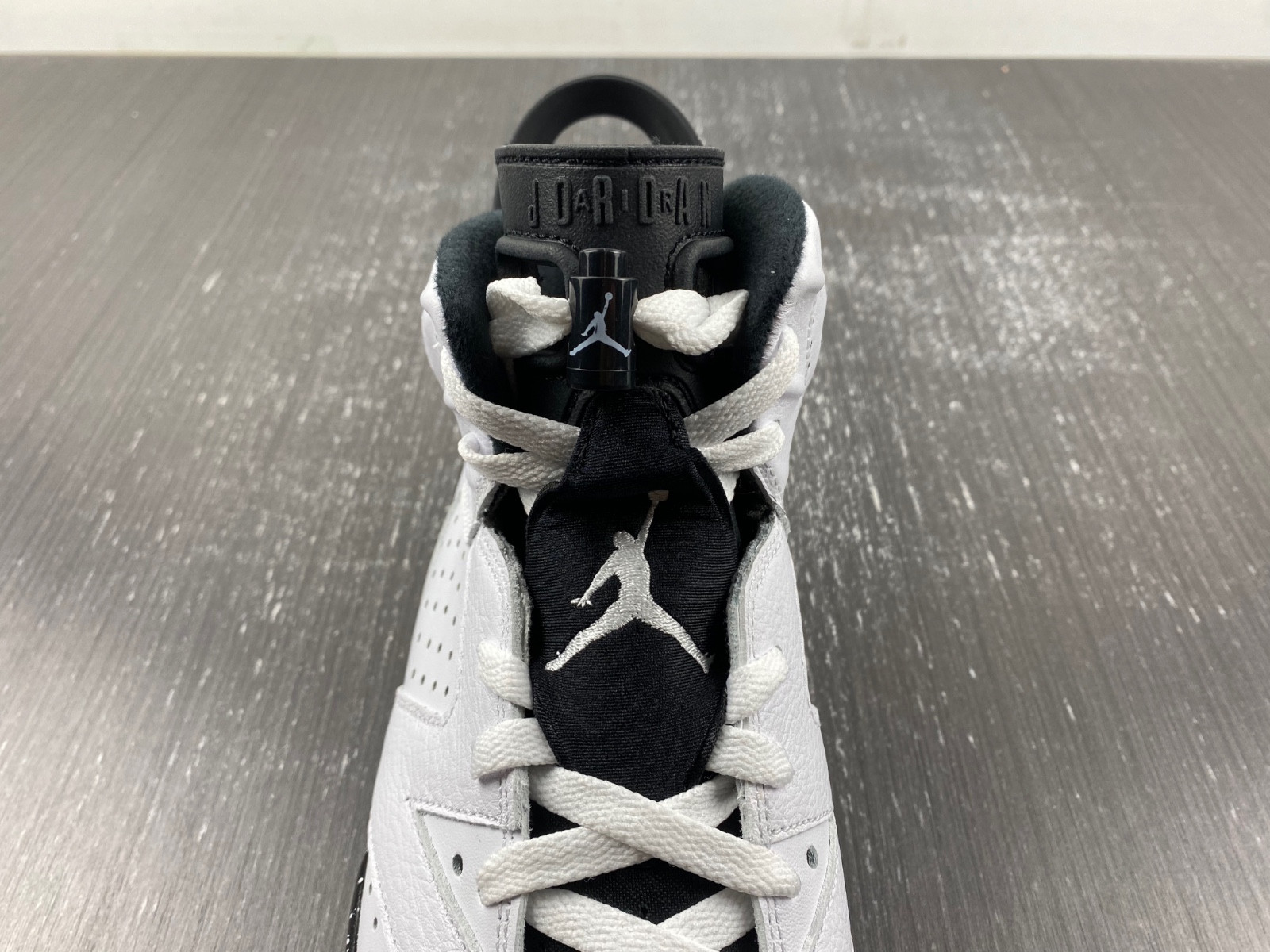 Air Jordan 6 "Reverse Oreo" CT8529-112