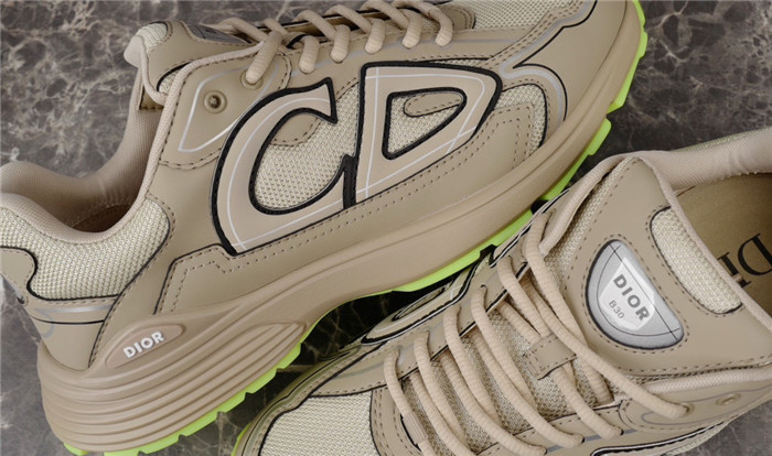 DR B30 SNEAKER