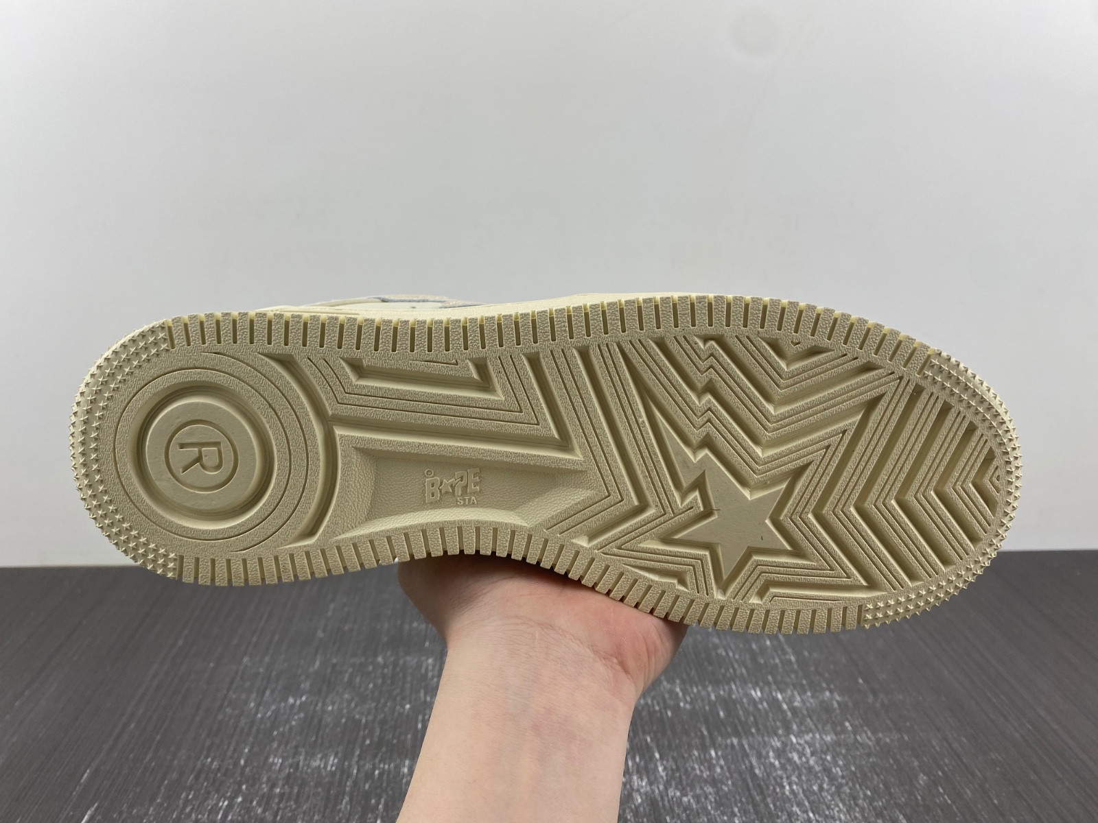 BAPE SNEAKERS