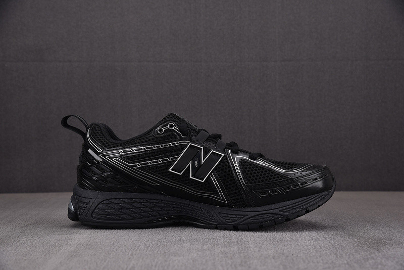 New Balance 1906R 