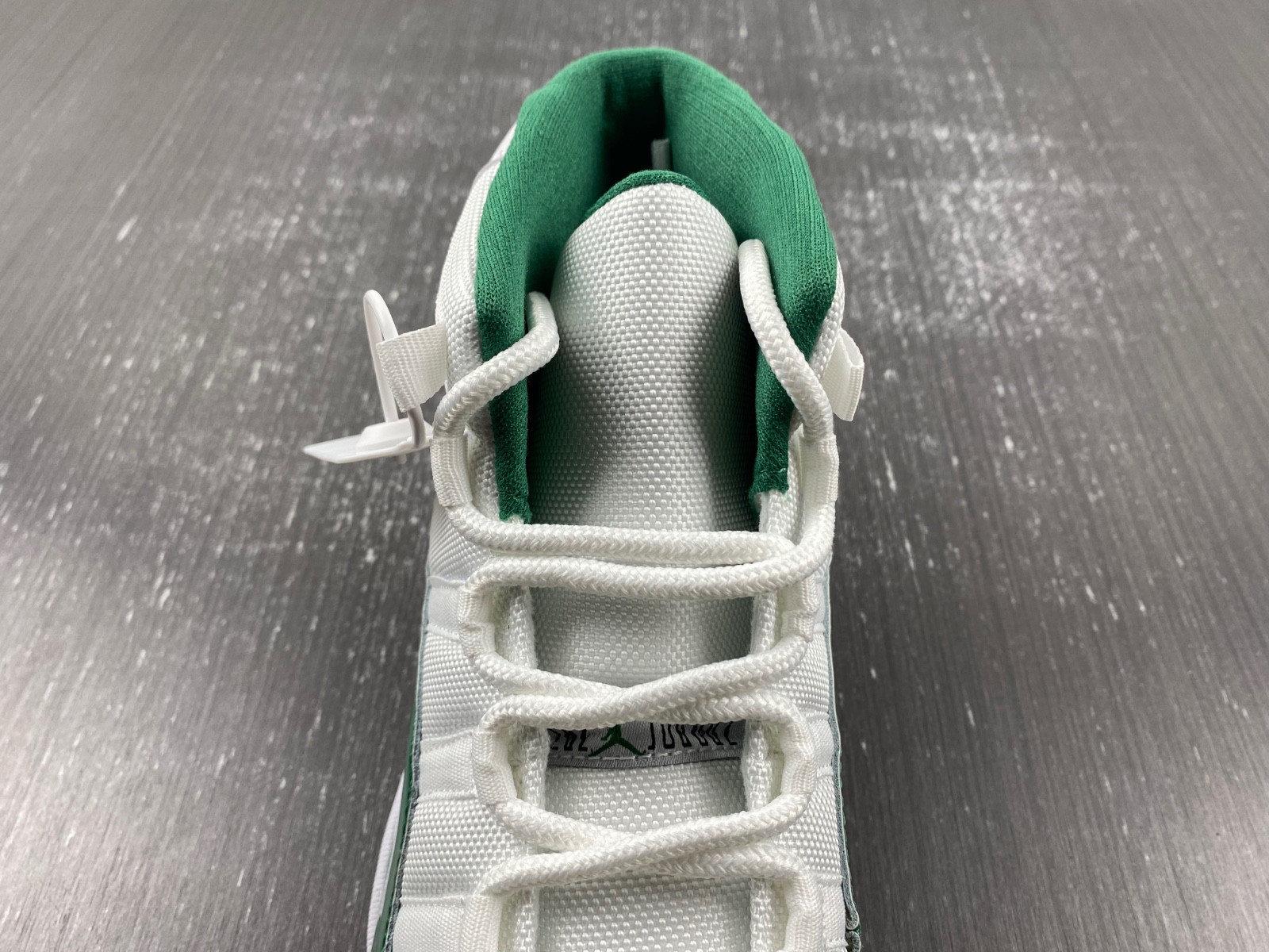 Air Jordan 11 Retro Low CT8012-113