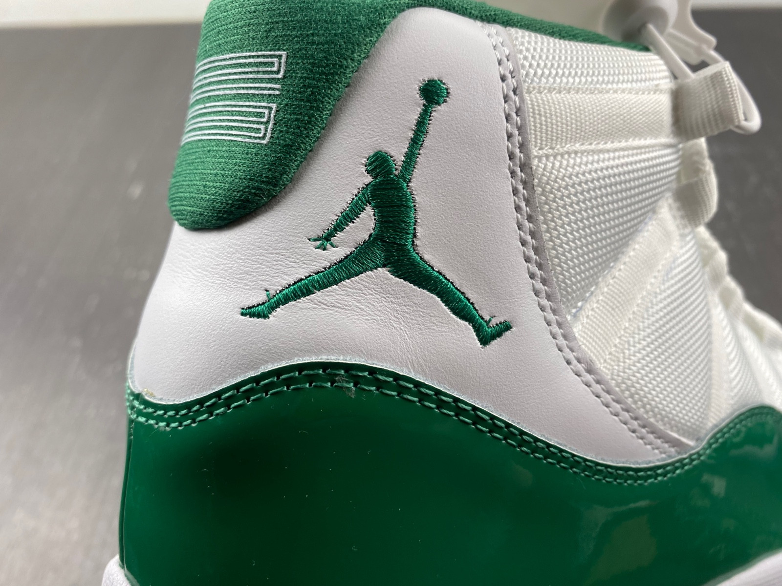 Air Jordan 11 Retro Low CT8012-113