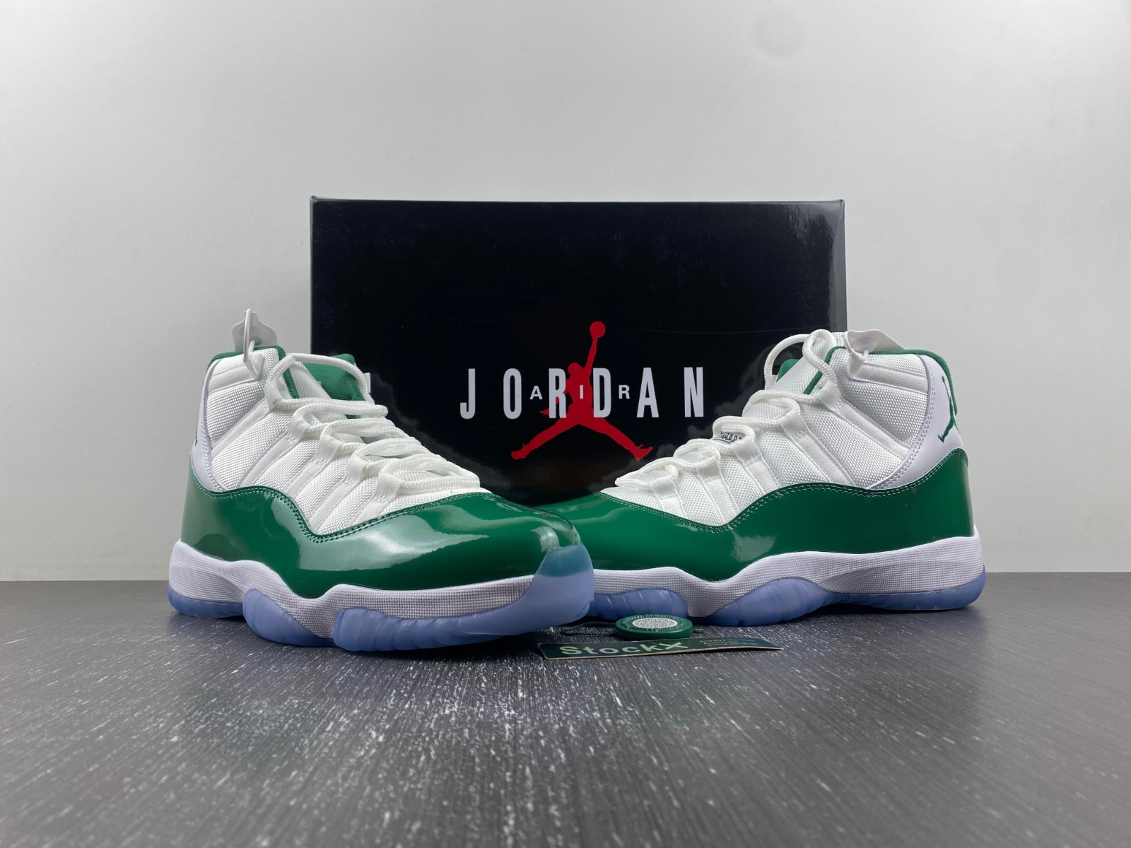 Air Jordan 11 Retro Low CT8012-113