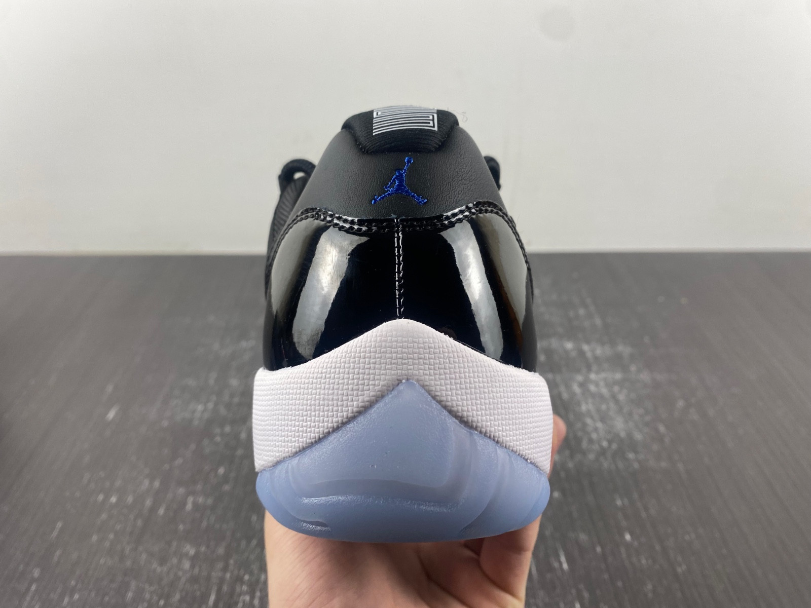 Air Jordan 11 Low