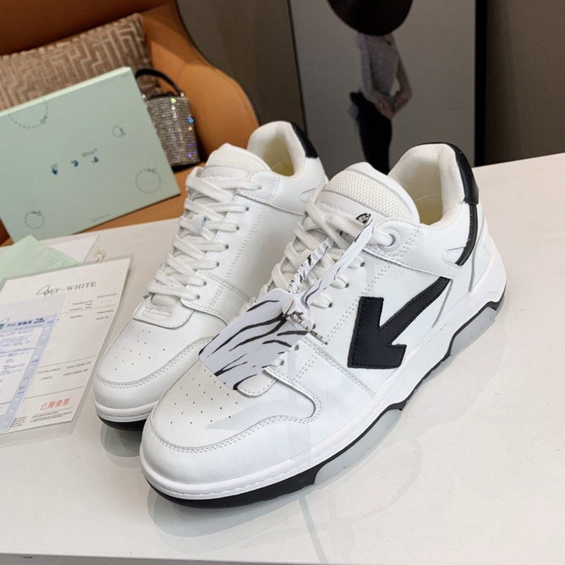 Off-White c/o Virgil Abloh