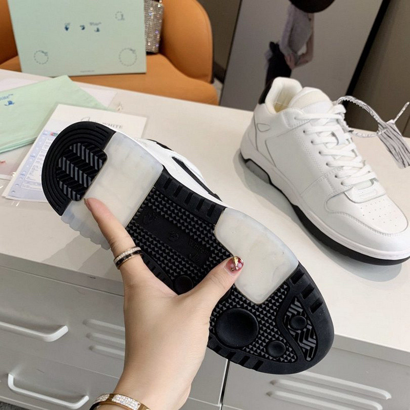 Off-White c/o Virgil Abloh